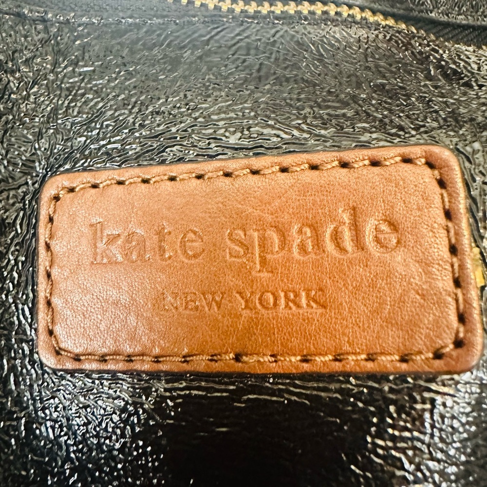 Kate Spade Black and Brown Shoulder Bag with Textured Finish - Picture 2 of 10